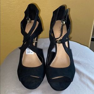 Black suede heels Size 8